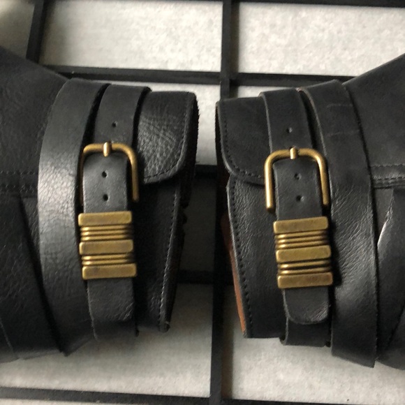 Lucky Brand. Raisa Ankle Boots - Picture 5 of 15